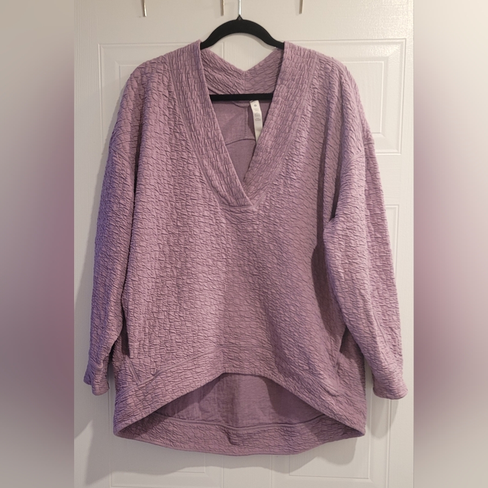 Lululemon Rippled Textured Women's Tunic Top. Wisteria. Size 10 - Picture 6 of 8